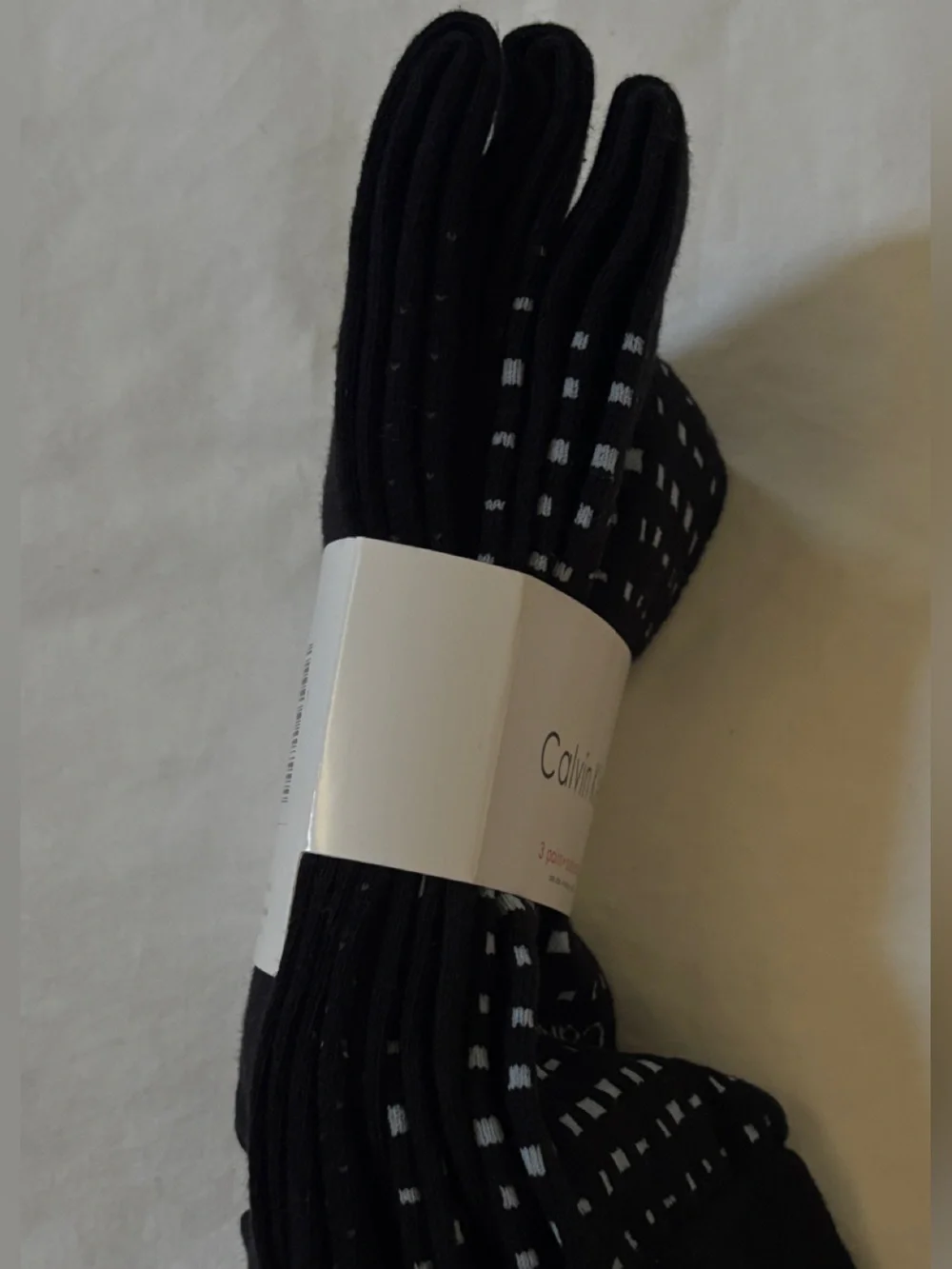 Calvin Klein Men’s 12 Pair Cushion Sole Crew Socks Black Gray Assorted New